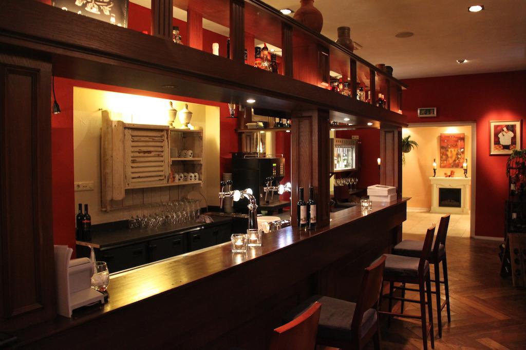 维克撒布代酒店 奥森德雷赫特 外观 照片